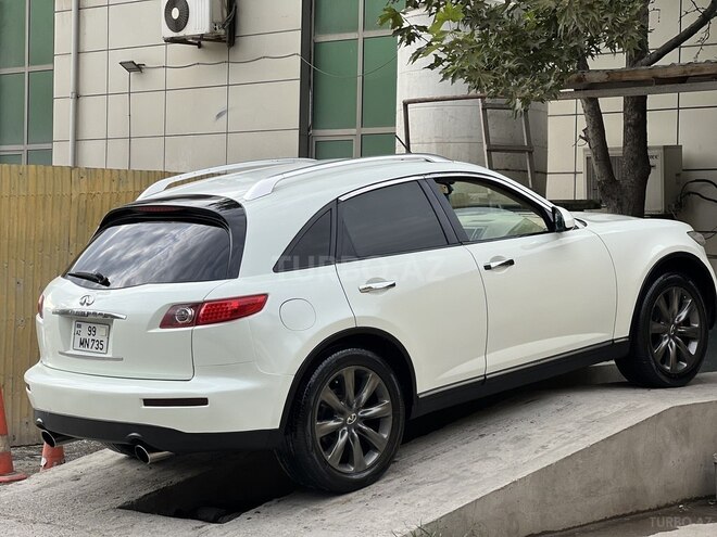 Infiniti FX35-4