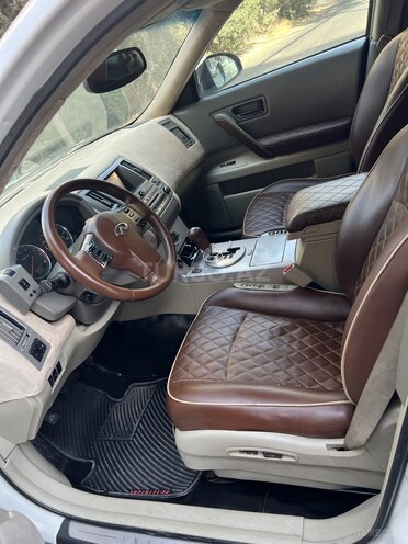 Infiniti FX35-10