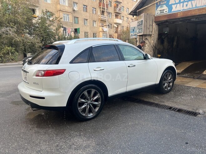 Infiniti FX35-9