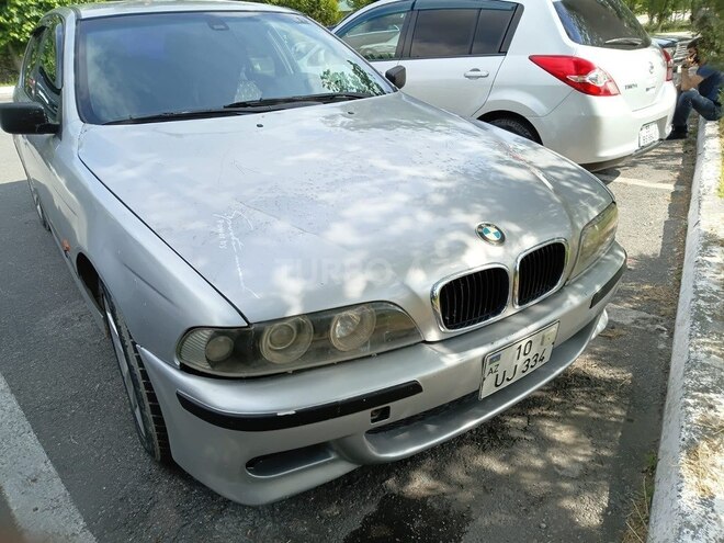BMW 523-1