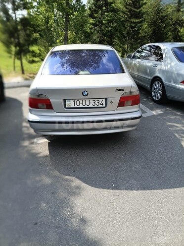 BMW 523-2