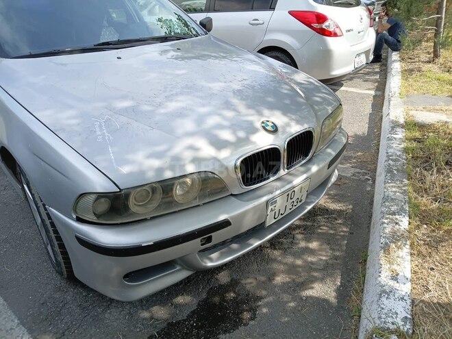 BMW 523-4