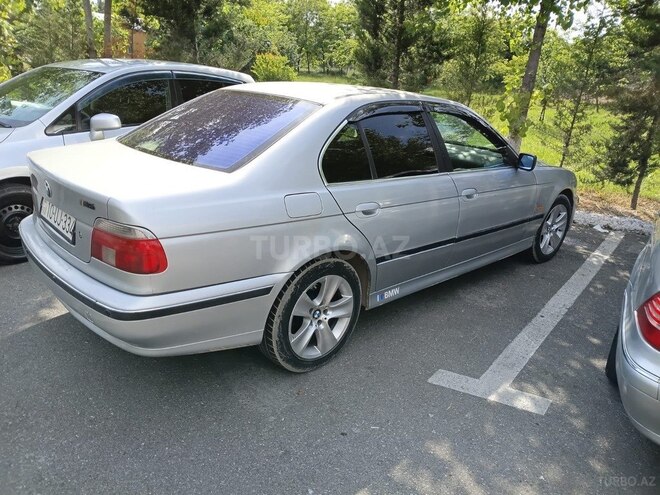 BMW 523-3