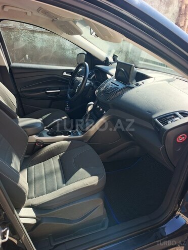 Ford Kuga-5