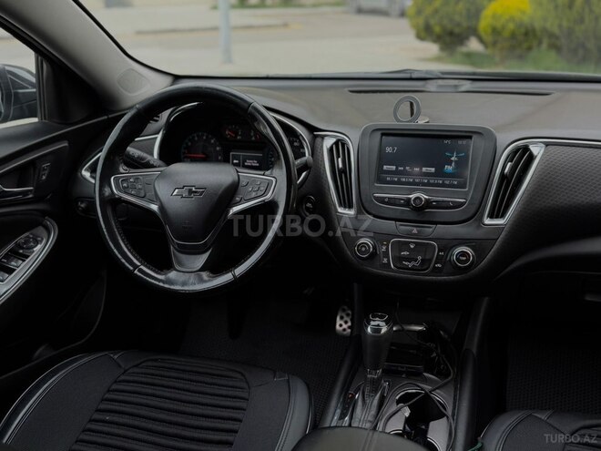 Chevrolet Malibu-8