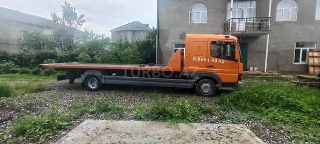 Mercedes Atego 818-3