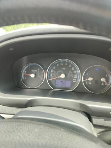Hyundai Santa Fe-15