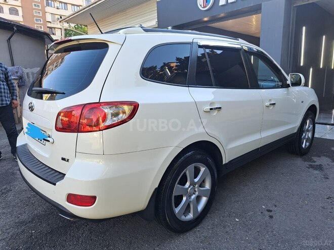Hyundai Santa Fe-6