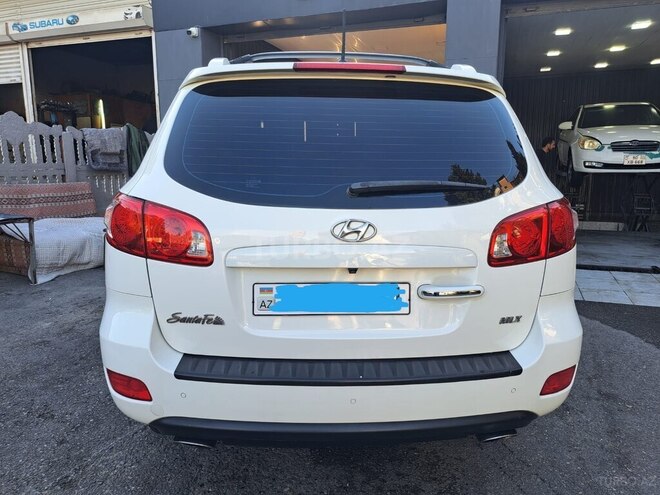 Hyundai Santa Fe-4