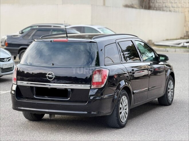 Opel Astra-12