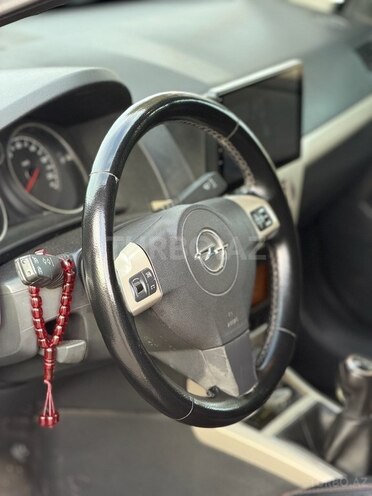 Opel Astra-15