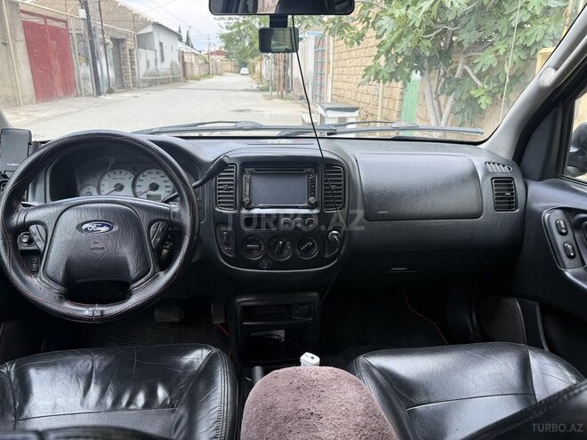 Ford Escape-11