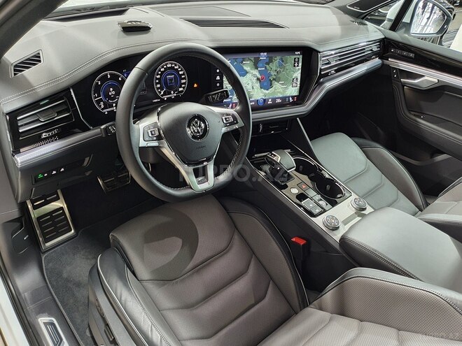 Volkswagen Touareg 2020, 172,000 km - 3.0 l - Bakı