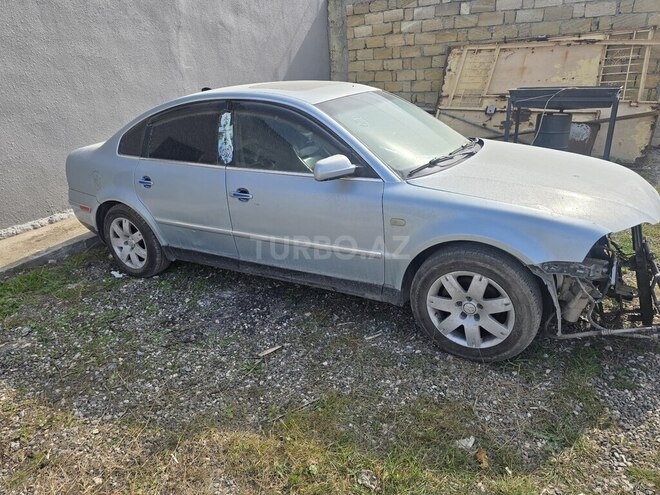 Volkswagen Passat-5
