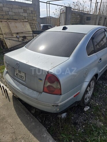 Volkswagen Passat-3