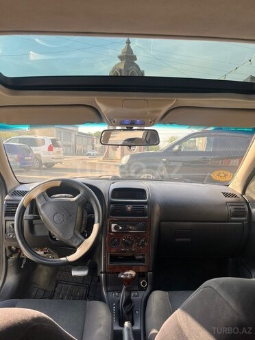 Opel Astra-2