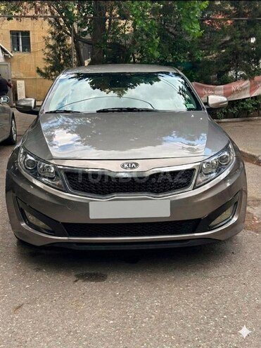 Kia Optima-1