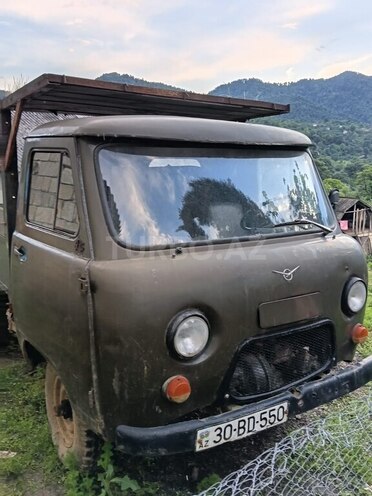 UAZ 3303-2