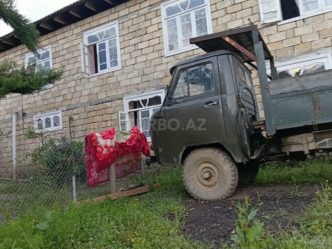 UAZ 3303-7
