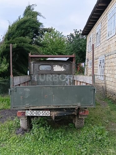UAZ 3303-10