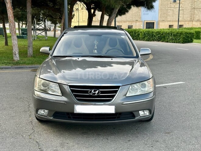 Hyundai Sonata-4