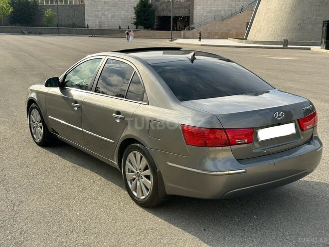 Hyundai Sonata-6