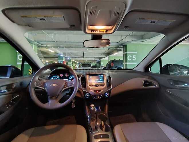 Chevrolet Cruze-14