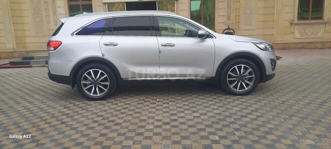 Kia Sorento-7