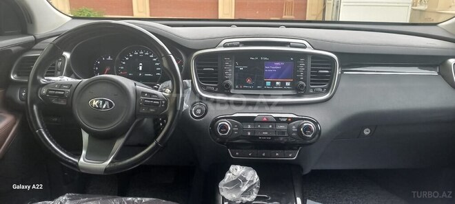Kia Sorento-10