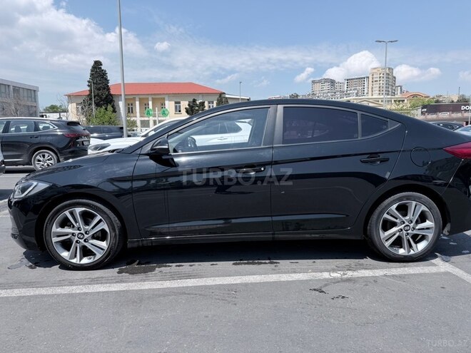 Hyundai Avante-6