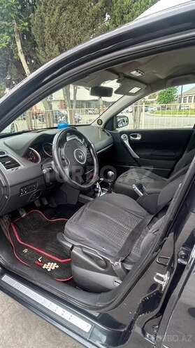 Renault Megane-11