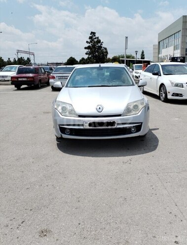 Renault Laguna-1