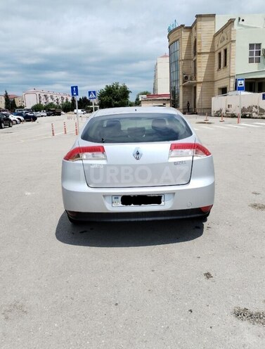 Renault Laguna-3