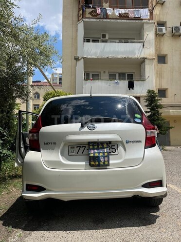 Nissan Note-4