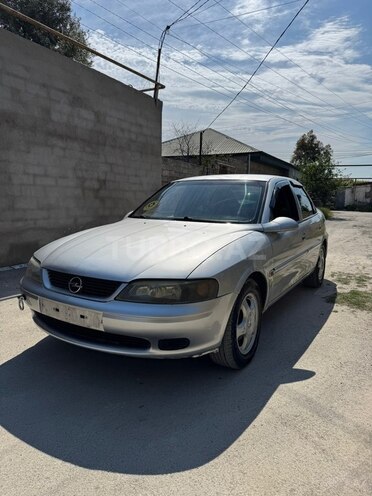 Opel Vectra-3