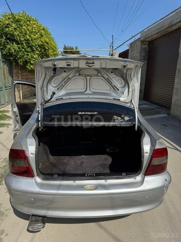 Opel Vectra-11
