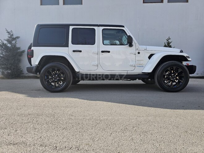 Jeep Wrangler-10