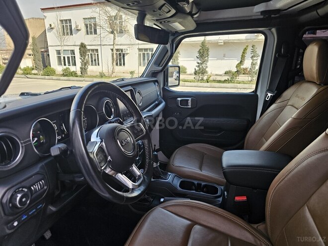 Jeep Wrangler-9