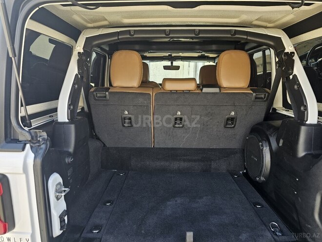 Jeep Wrangler-13