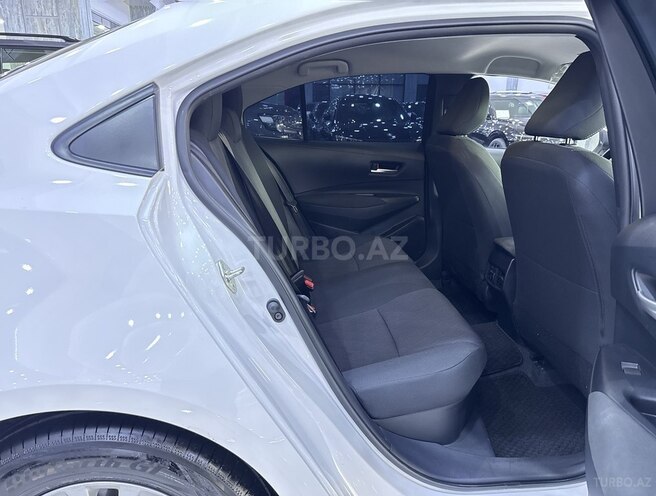 Toyota Corolla-13