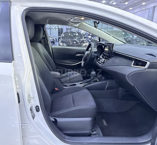 Toyota Corolla-12