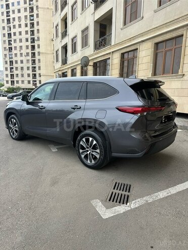 Toyota Highlander-6