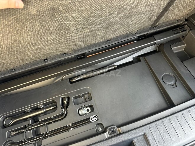 Toyota Highlander-11