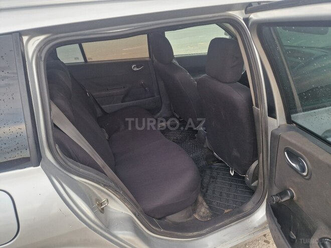 Renault Megane-5
