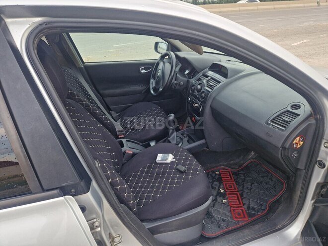 Renault Megane-4