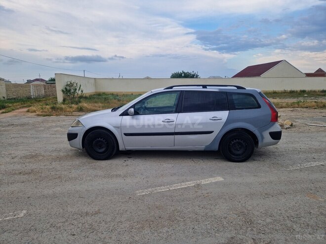 Renault Megane-7