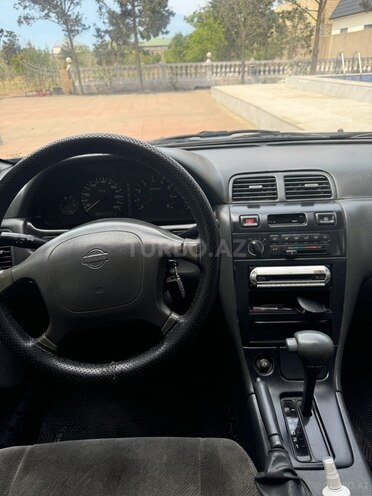 Nissan Maxima-2