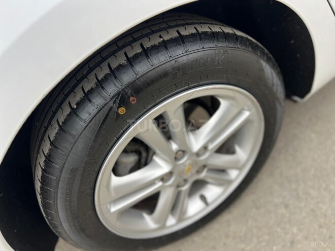 Chevrolet Cruze-2