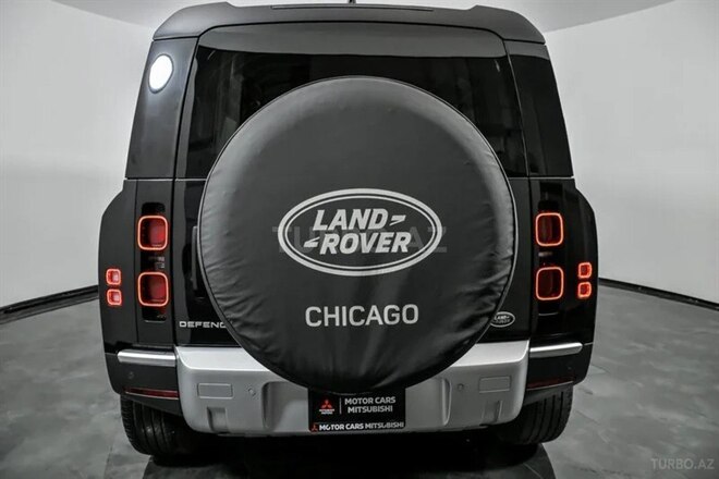 Land Rover Defender-9