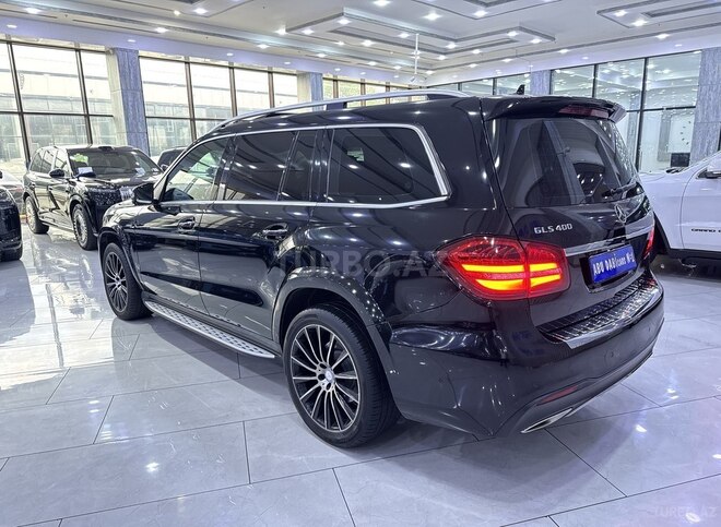 Mercedes GLS 400 4MATIC 2017, 220,200 km - 3.0 l - Bakı